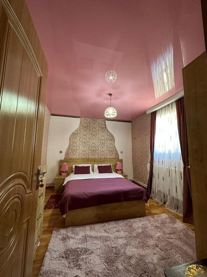 Guest House Elguja Qushashvili Stepantsminda Exterior foto